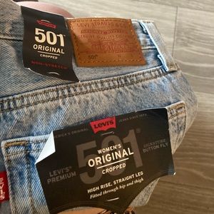 LEVIS | NWT 501
